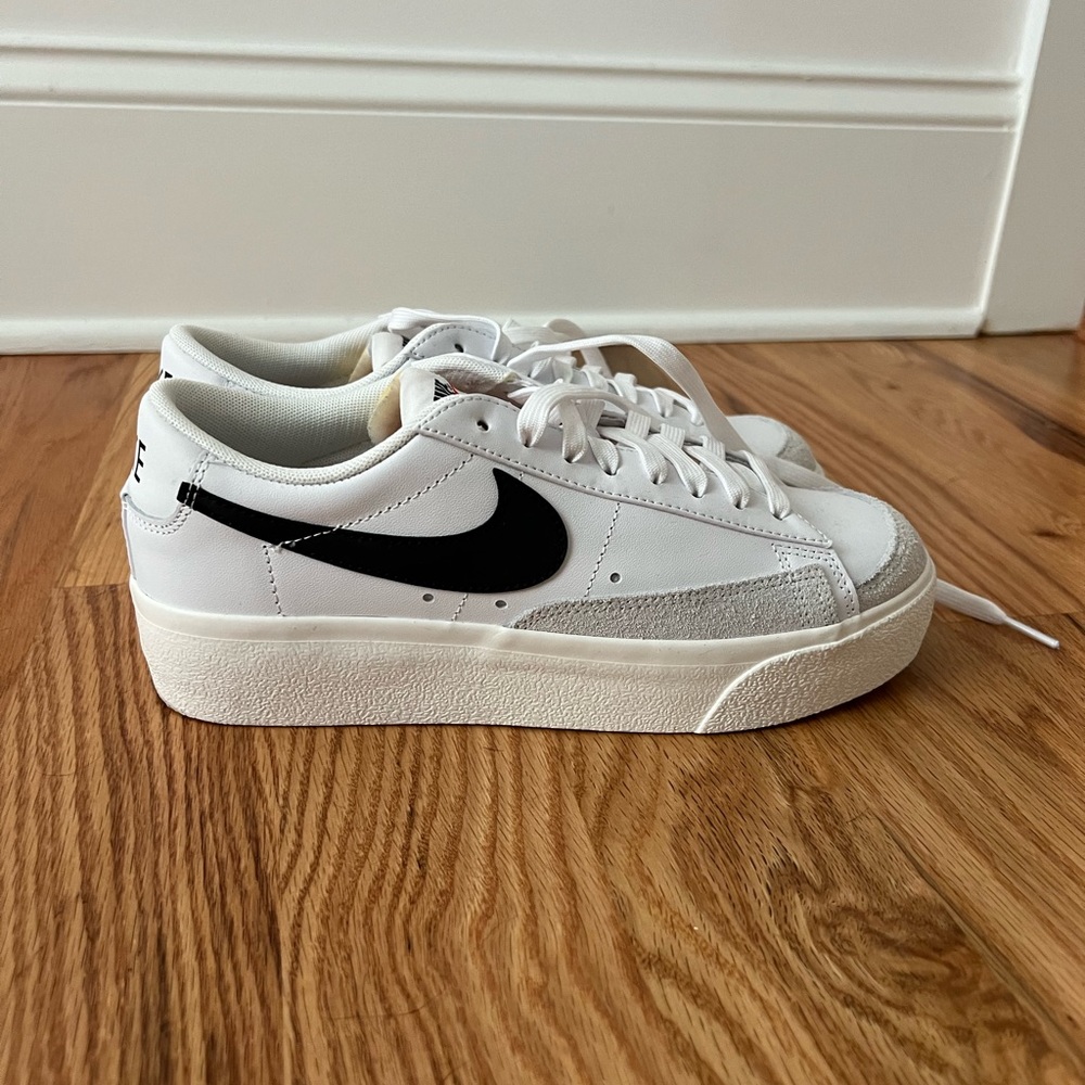 Nike Blazer Low Platform